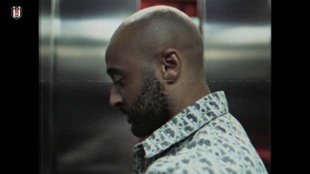 Beşiktaş sign Nathan Redmond